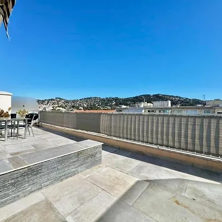 Bel 84m2 Avec Terrasse Et Parking Lejlighed *